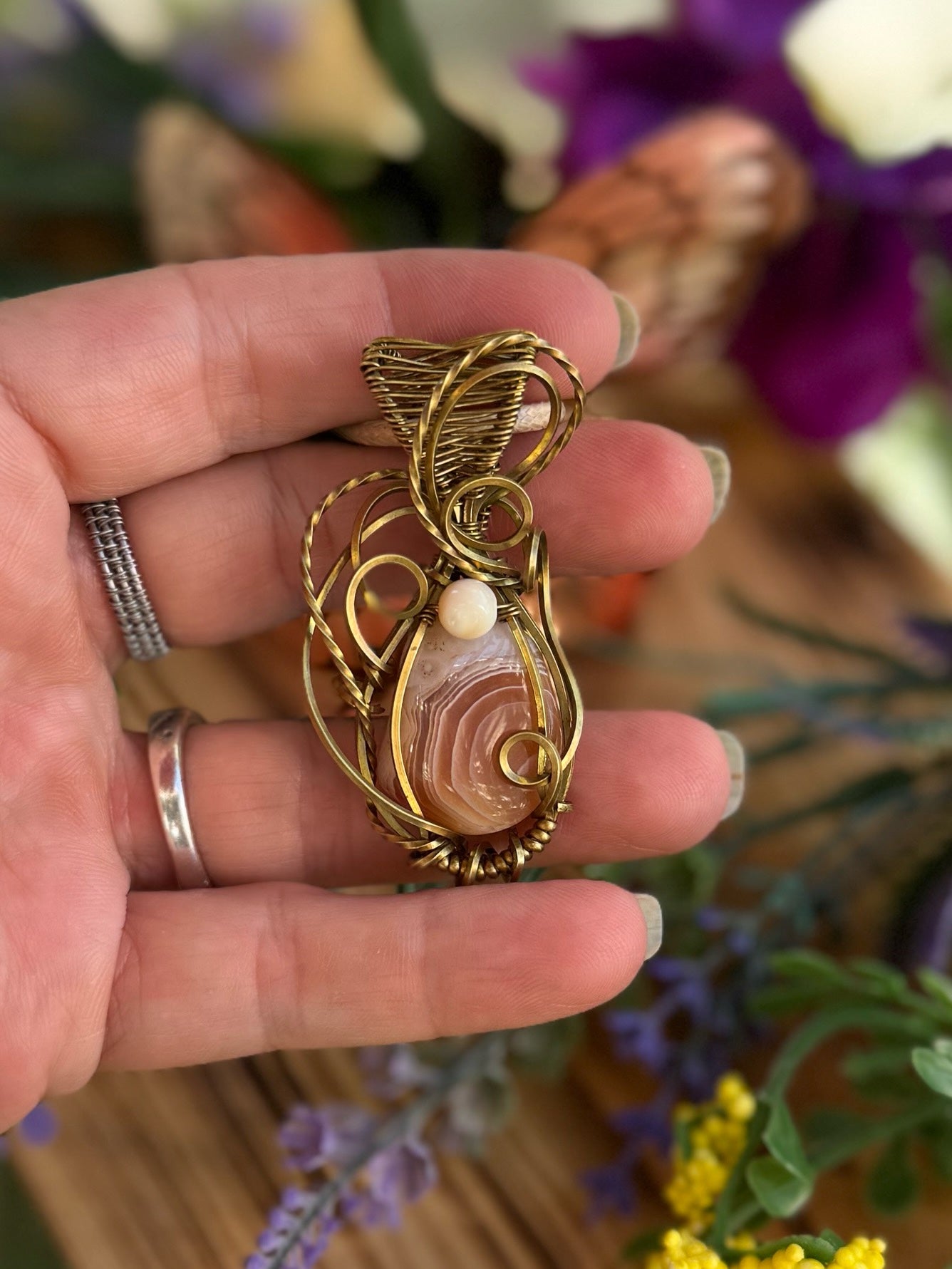 Peach Agate in Brass