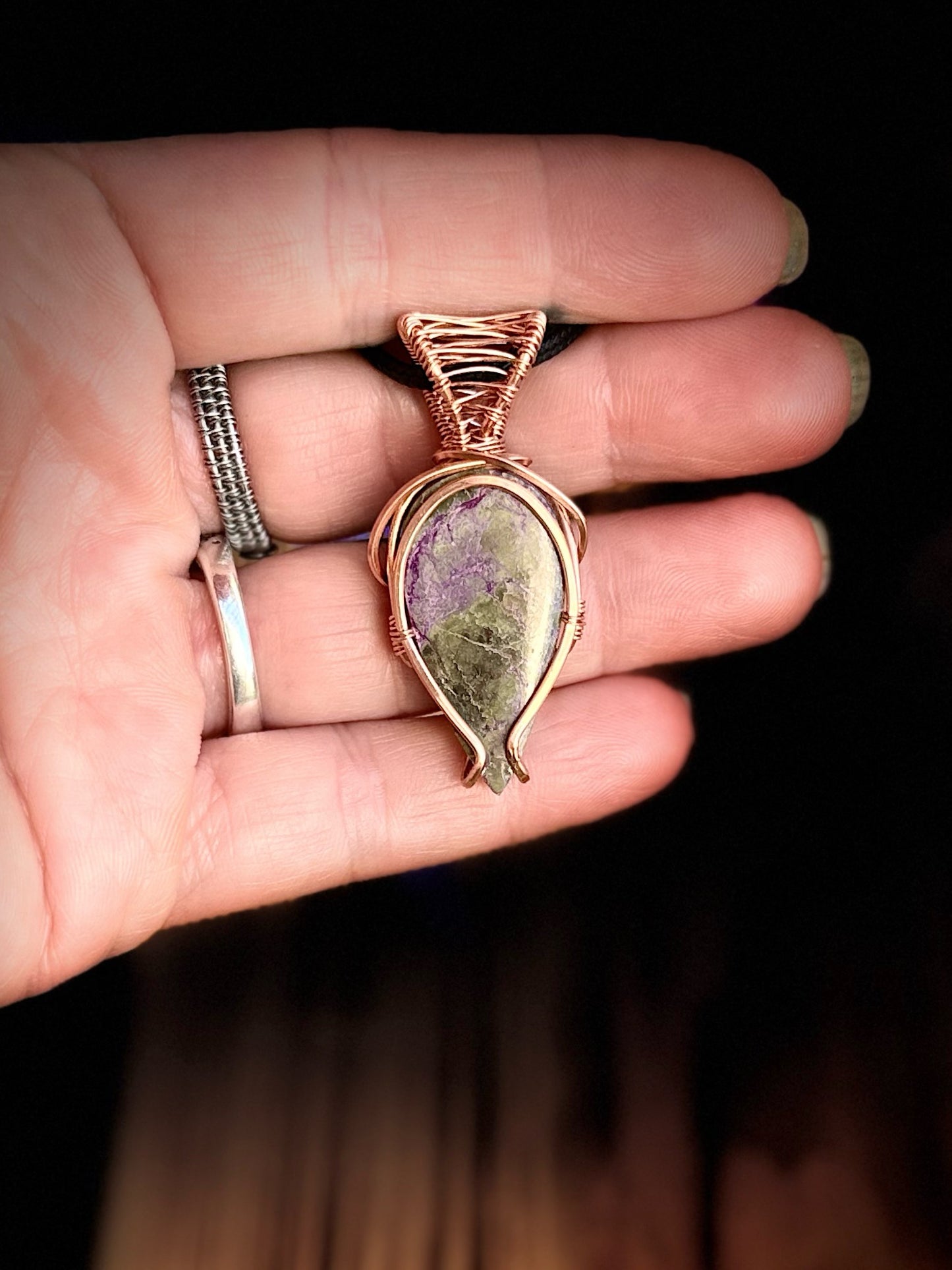 Stichtite in Copper