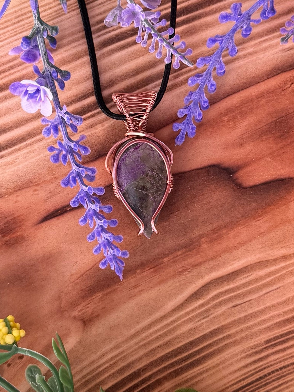 Stichtite in Copper