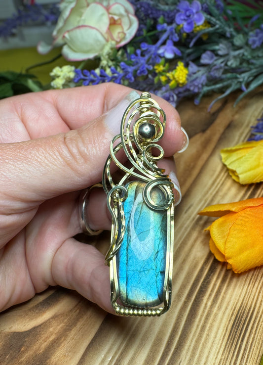 Labradorite in Brass