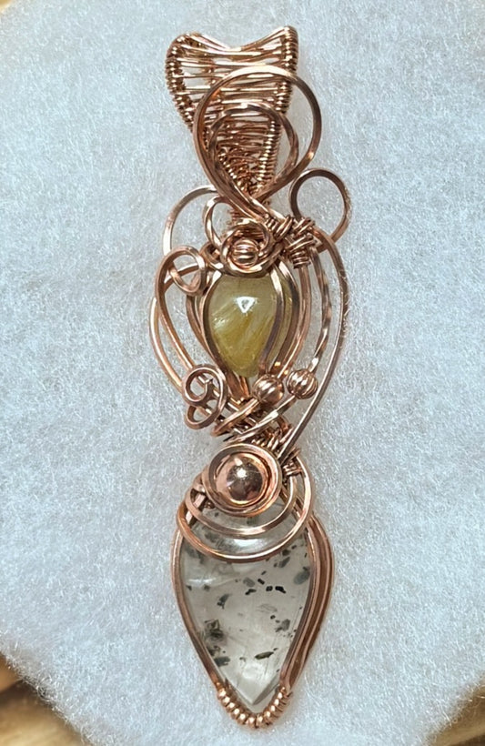 Rutilated Quartz & Quartz with inclusions in Copper