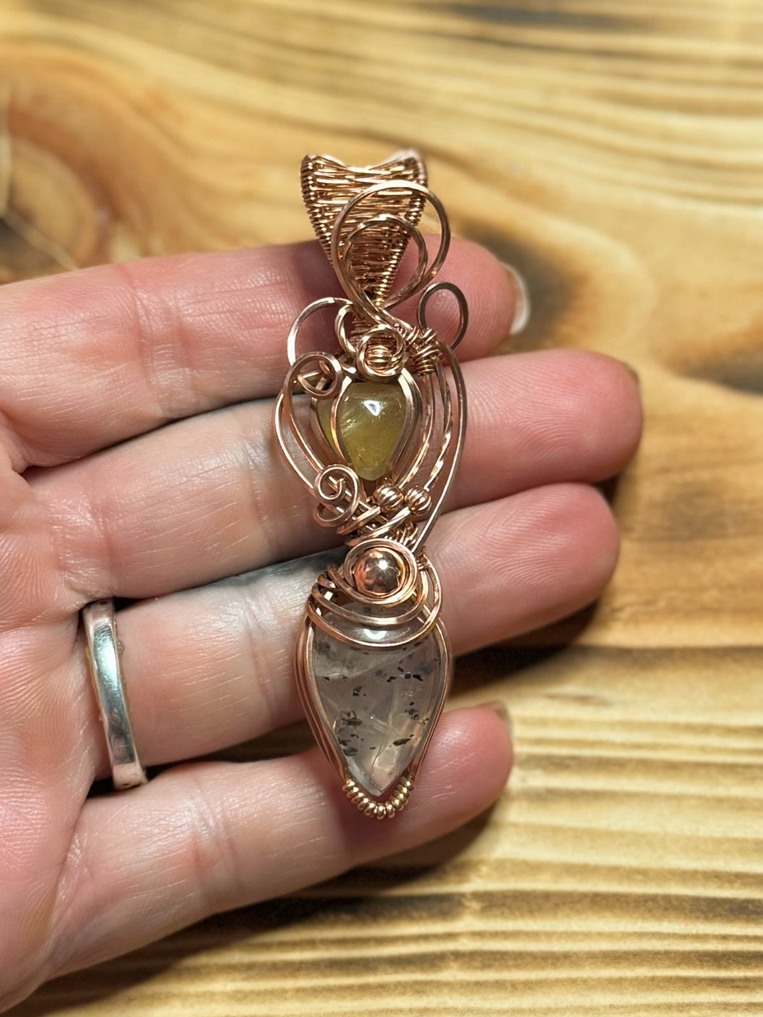 Rutilated Quartz & Quartz with inclusions in Copper